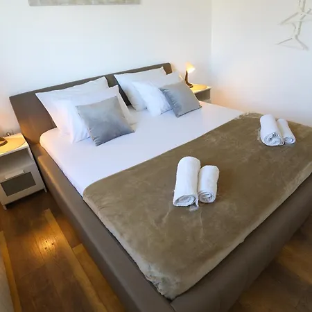 Airport Apartment Surcin