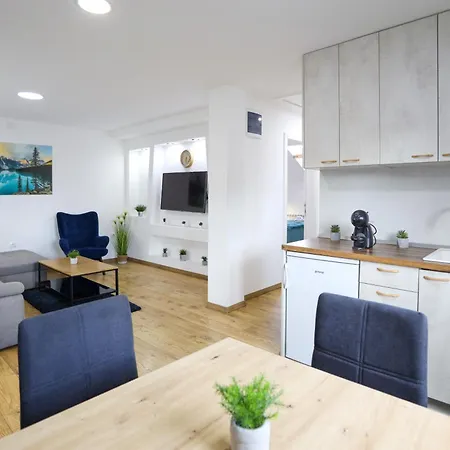 Airport Apartment