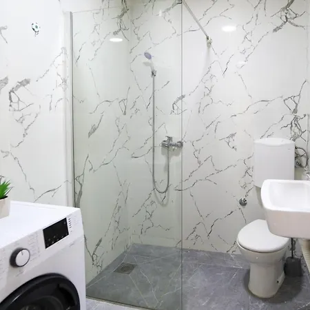 Apartment Airport Surcin